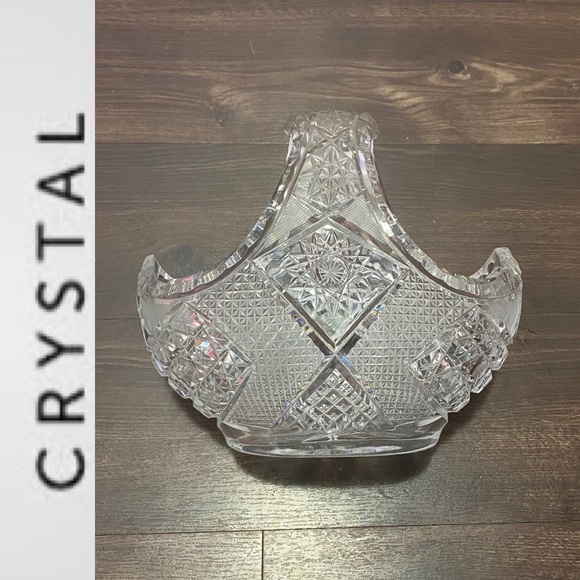 Other - 💐Vintage Cut Glass Basket